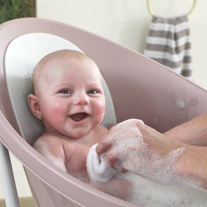 Shnuggle Bath Accessories Bundle - Ellie Scoop, Washy Jug, Boats & Wishy Toy - 4-Piece Set
