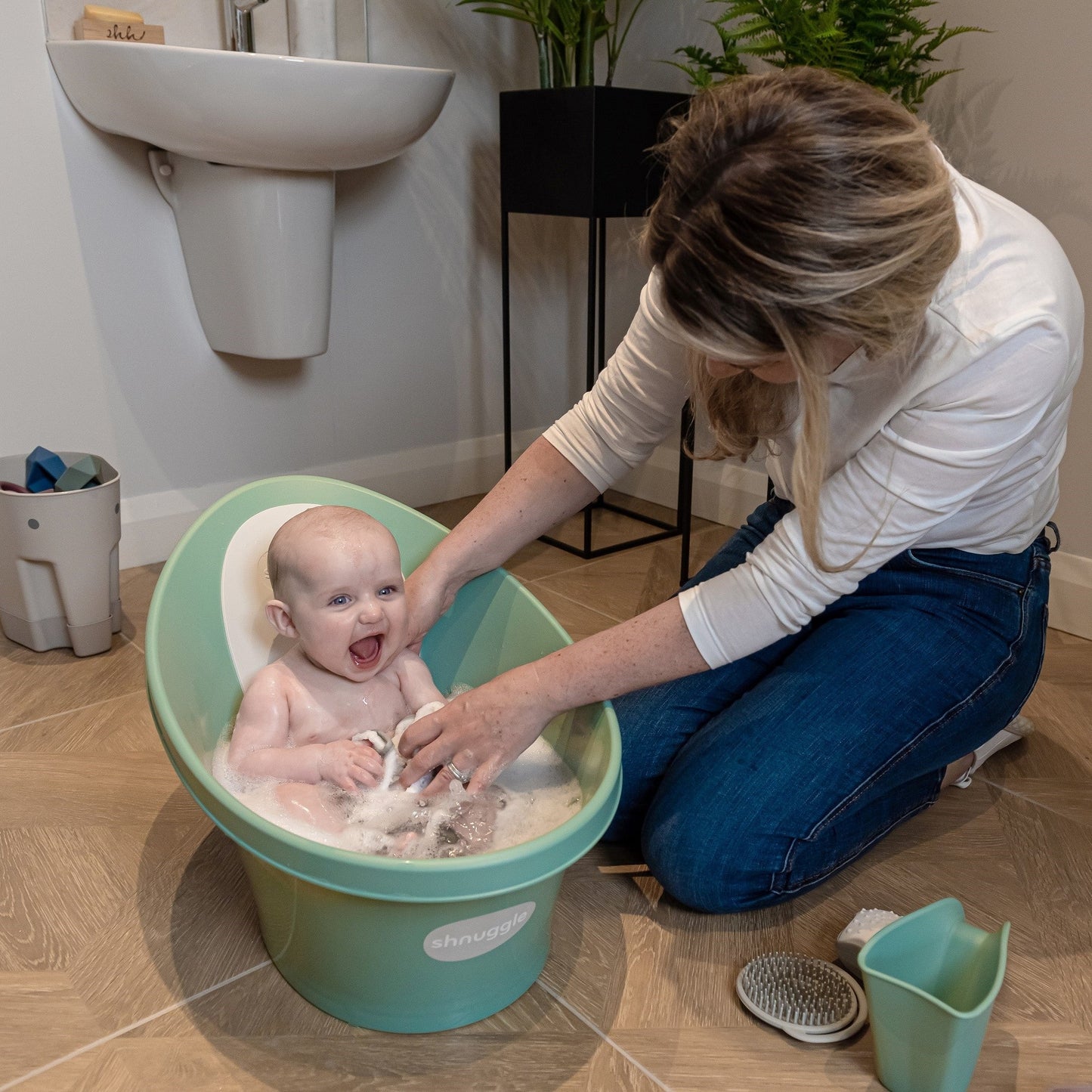 Baby Bathtime Essentials Bundle | Newborn Baby Bath with Support, Rinse Jug, and Ellie Bath Toy Scoop - Taupe