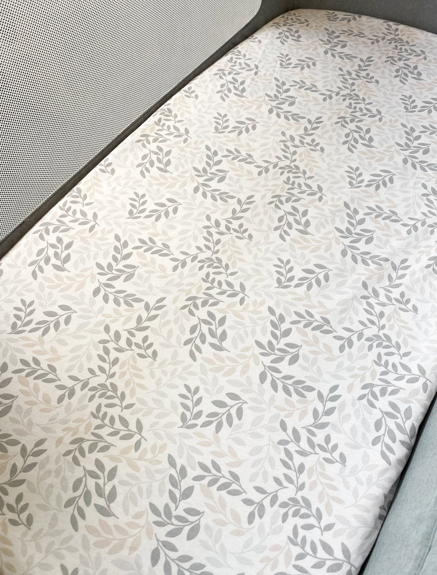 Shnuggle Air Lite Crib Fitted Sheets | 100% Soft Cotton Bedding